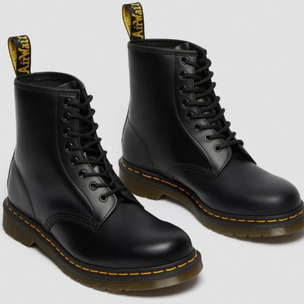 dr martens 1460 smooth